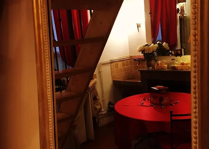 Апартаменты Les Allees De Bellecour *